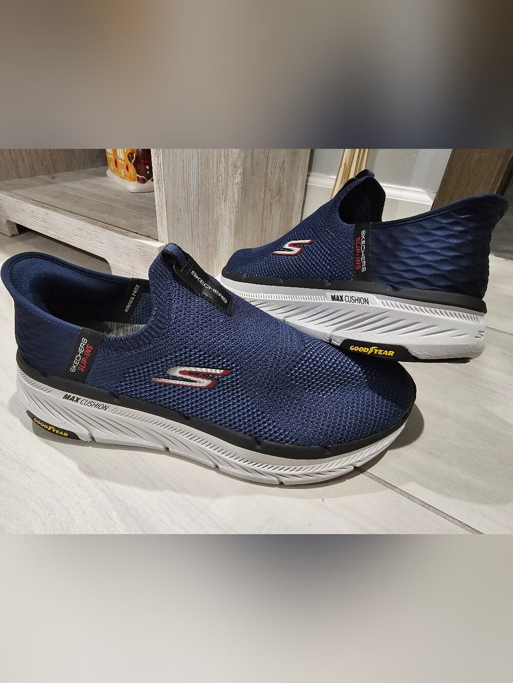 Skechers Slip Ins Men's Navy Blue Max Hands Free Sneakers Size 11.5 Extra Wide
